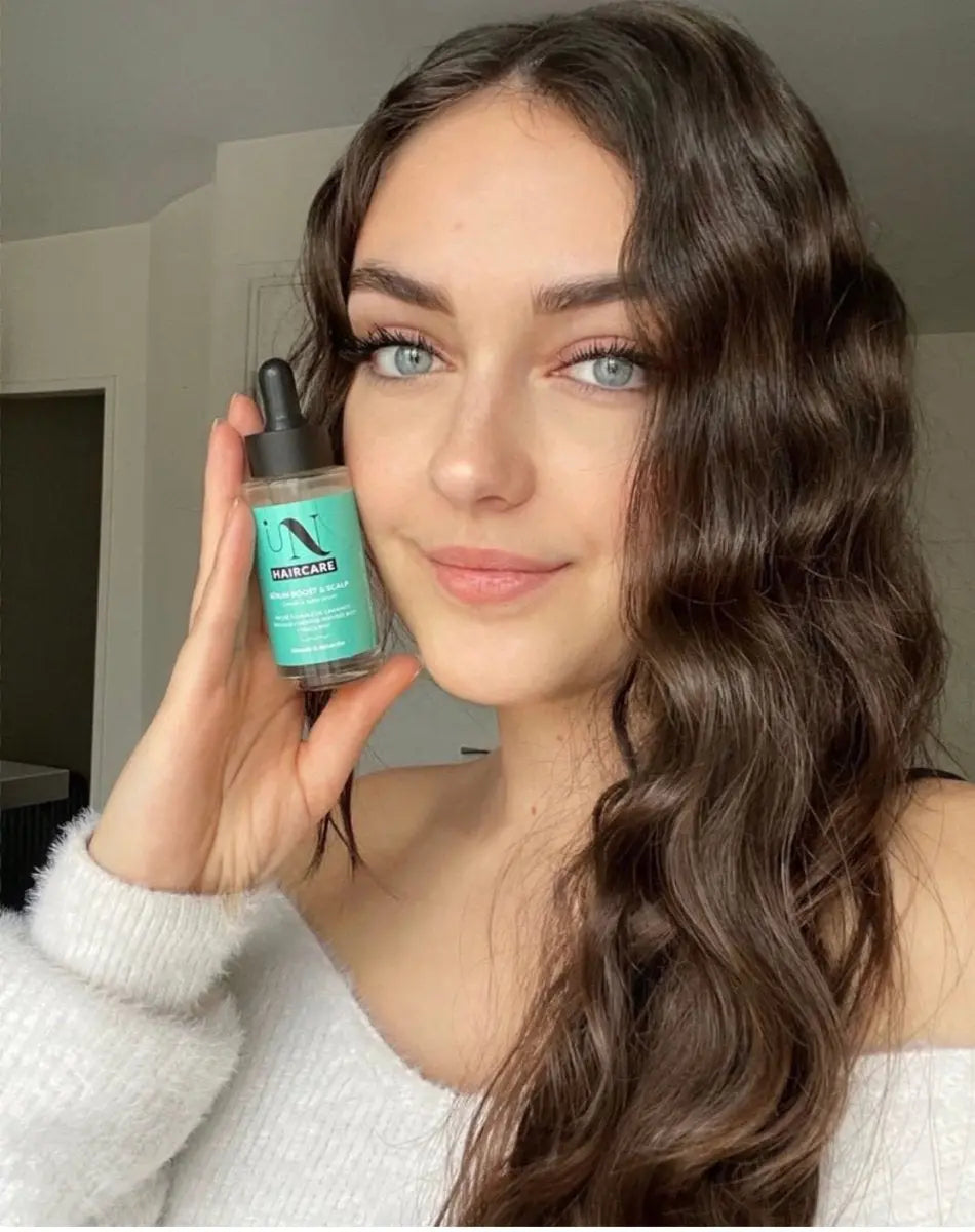 INHAIRCARE -Sérum Boost & Scalp 
Ce concentré révèle la force de vos cheveux :
Accélère la pousse des cheveux tout en les renforçant de la racine aux pointes
Détoxifie en profondeur le cuir et le purifie 86/100 Note Yuka🥕50ML INHAIRCARE