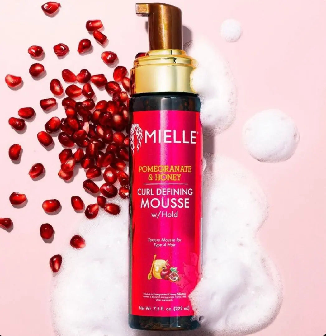 MIELLE -Pomegranate & Honey Curl Defining Mousse-Cheveux Sublimés au Naturel Mielle Organics