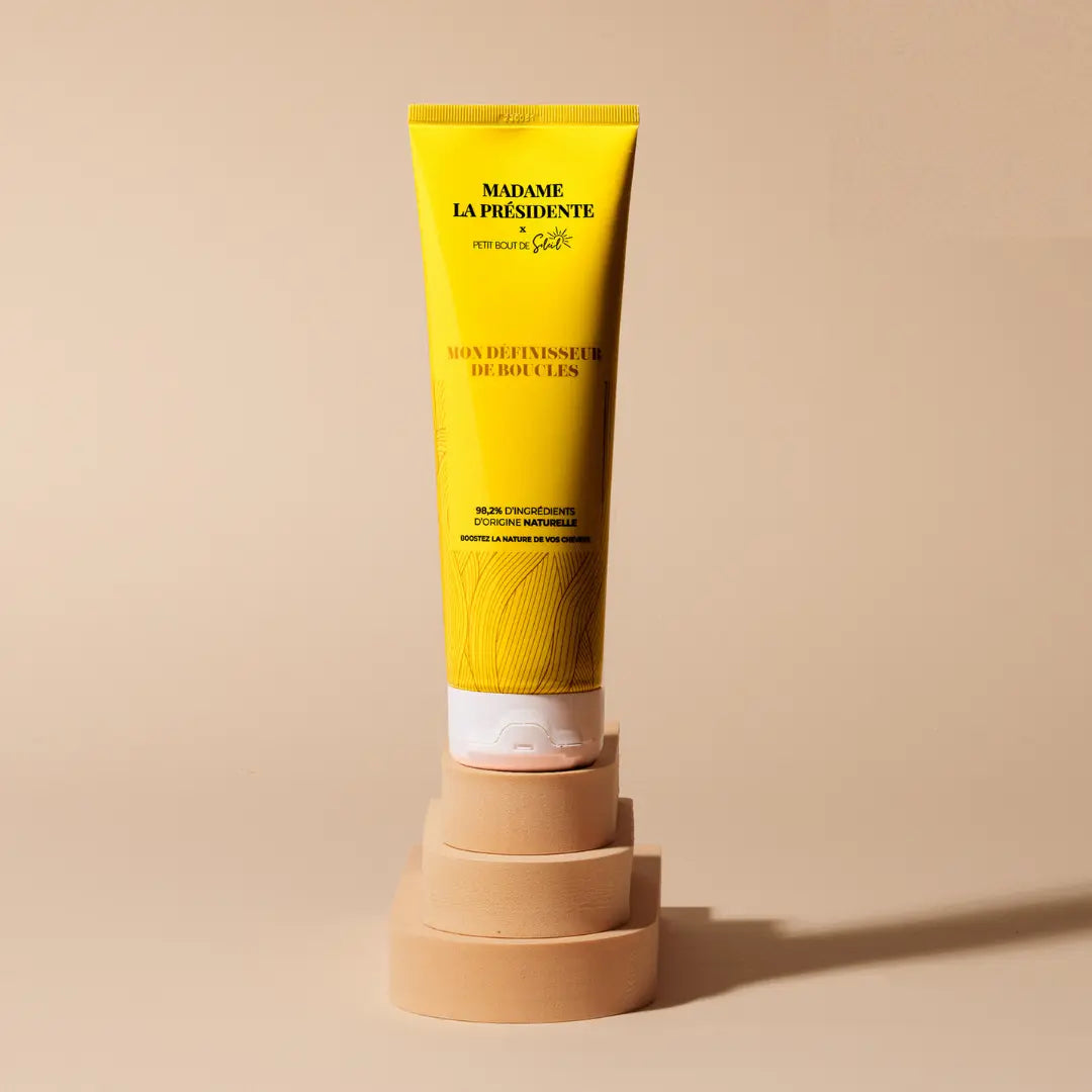 MADAME LA PRÉSIDENTE -Définisseur de Boucles Madame La Présidente