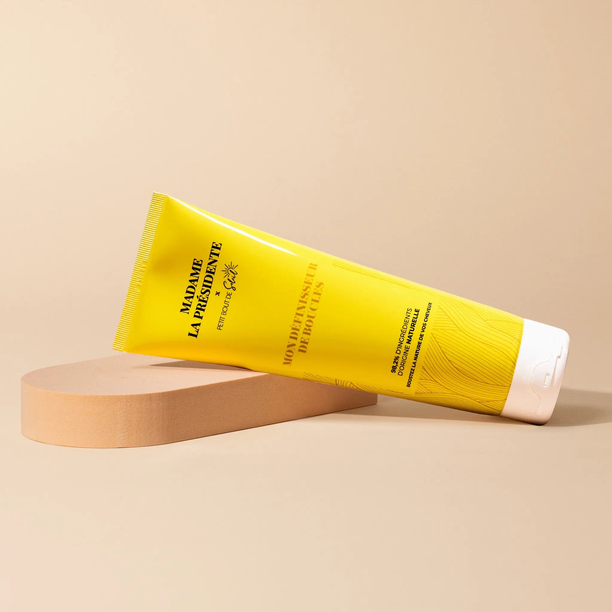 MADAME LA PRÉSIDENTE -Définisseur de Boucles Madame La Présidente