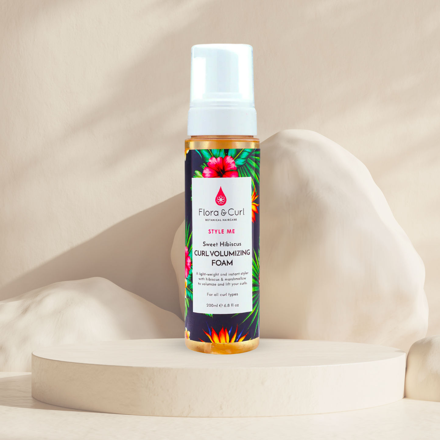 Süßer Hibiskus-Volumenschaum – Flora &amp; Curl